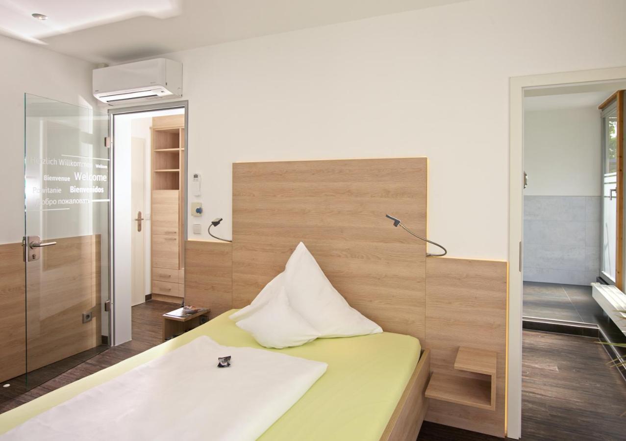 Hotel Forsthaus Gruena Betreiber Gmbh เคมนิตซ์ ภายนอก รูปภาพ