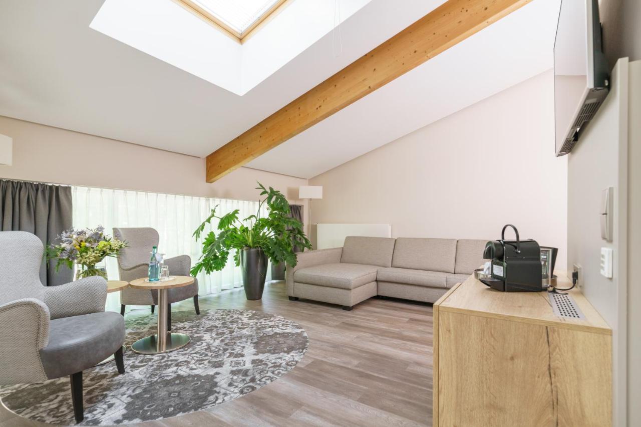 Hotel Forsthaus Gruena Betreiber Gmbh เคมนิตซ์ ภายนอก รูปภาพ
